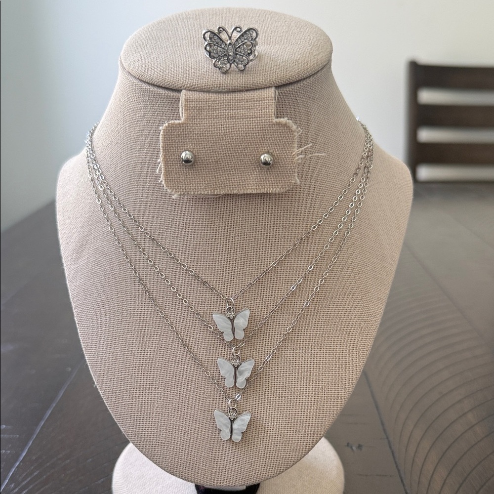 Elegant Silver Butterfly Necklace Set